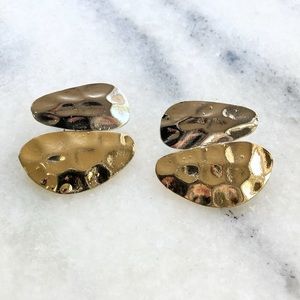 NEW! Silver/Gold Beveled Layered Oval Earrings 📀